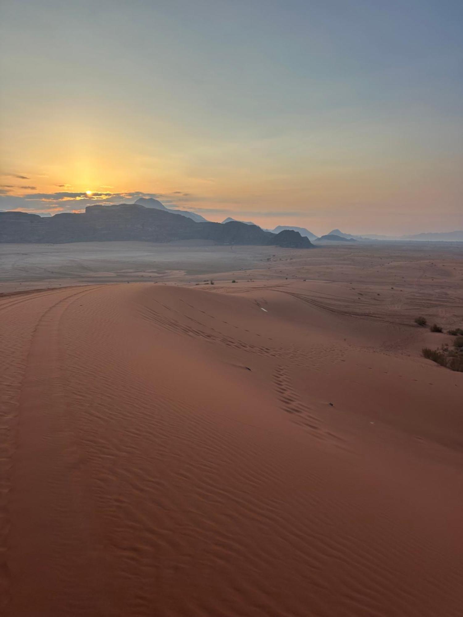 Star Magic Camp Hotell Wadi Rum Exteriör bild
