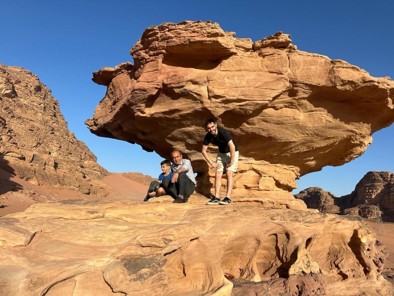 Star Magic Camp Hotell Wadi Rum Exteriör bild