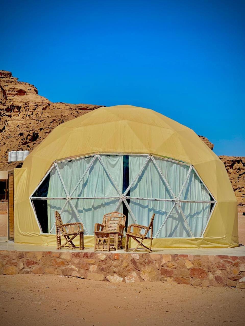 Star Magic Camp Hotell Wadi Rum Exteriör bild