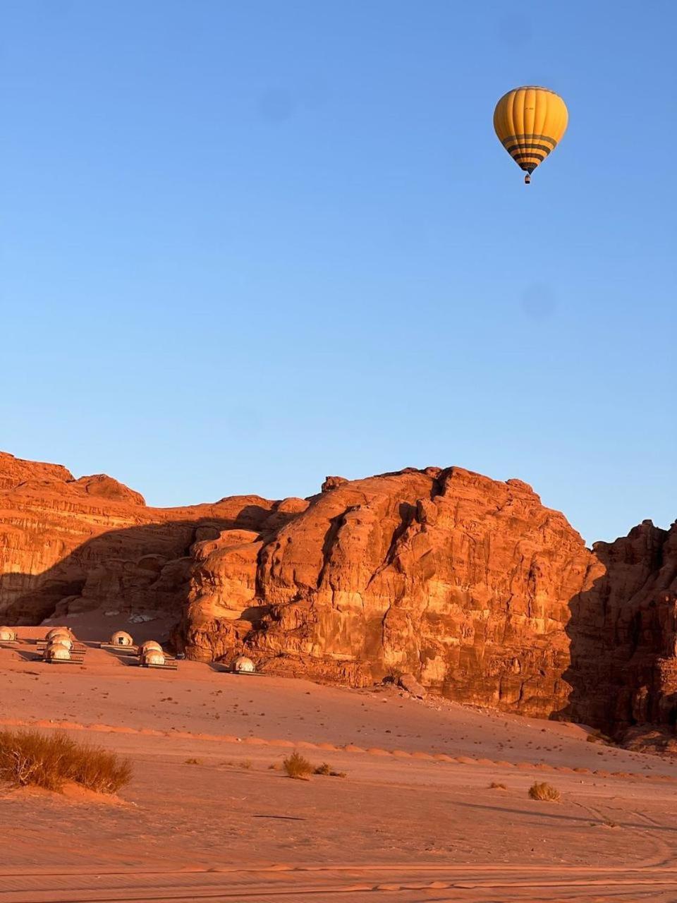 Star Magic Camp Hotell Wadi Rum Exteriör bild
